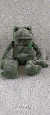 Frankie Lee Frog Plush 14 Green Collectible Stuffed Animal 2019 Portland Plush