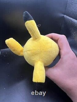 Pocket Monsters Nintendo/Pokémon Pikachu 7 Plush Stuffed Animal