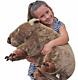 280 $ Wayne Le Grand Wombat En Peluche De Mink Australienne Doux Jouet 22 Animal En Peluche