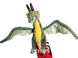 Dragon ailé vert JUMBO de 32 pouces de la tête aux pieds, peluche longue de 55 pouces.