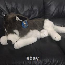 Grande peluche d'un chien loup husky noir et gris géant de 31 pouces