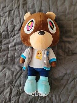 Peluche de l'Ours de Graduation de Kanye West 12