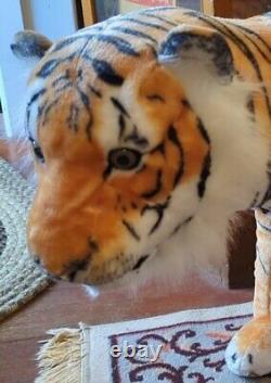 Tigre géant en peluche debout, taille réelle, de Fiesta 46 L X 23 T