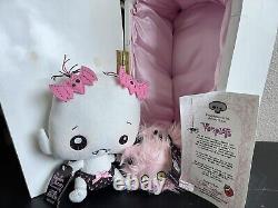 Vamplets La Nurserie Cauchemardesque de Gloomvania Lily Rose & Peluches Bitemares